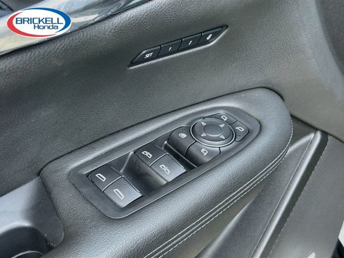 Used 2022 Cadillac XT6 Luxury FWD image 25