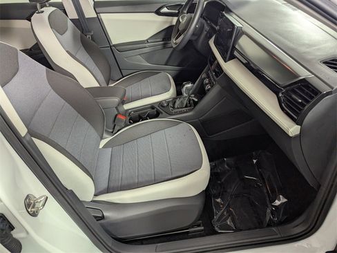 Used 2025 Volkswagen Taos S image 31