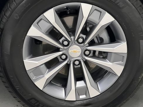 Used 2025 Chevrolet Equinox LT AWD/4WD image 68