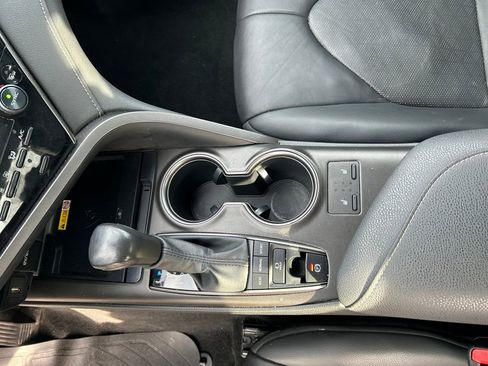 Used 2024 Toyota Camry XSE image 15