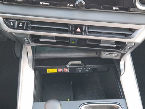 Certified 2025 Lexus RX 350 Premium Plus image 24