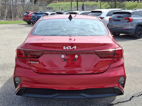 Used 2023 Kia Forte LXS image 5