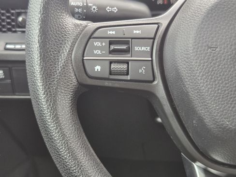 Certified 2025 Honda CR-V EX image 25