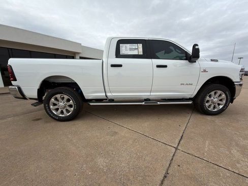 New 2026 RAM 2500 Big Horn AWD/4WD image 23