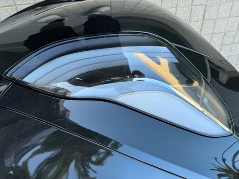 Used 2023 Tesla Model 3 Standard Range image 32