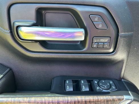 Used 2019 GMC Sierra 1500 Denali w/ Technology Package AWD/4WD image 18