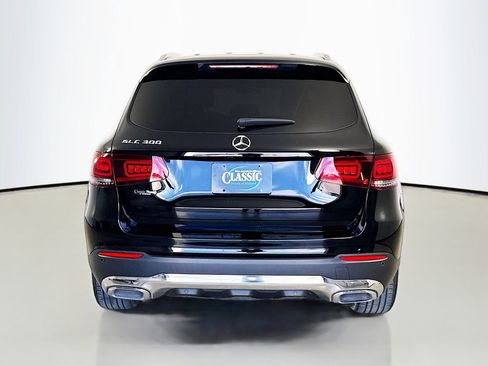 Used 2021 Mercedes-Benz GLC 300 GLC 300 w/ Premium Package image 6