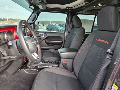 Used 2019 Jeep Wrangler Unlimited Rubicon image 24