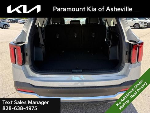New 2026 Kia Sorento S FWD image 29