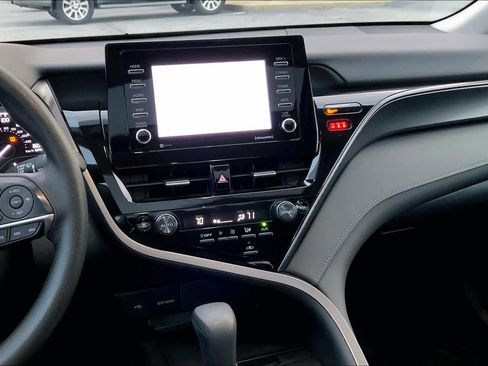 Used 2024 Toyota Camry LE w/ Convenience Package FWD image 8