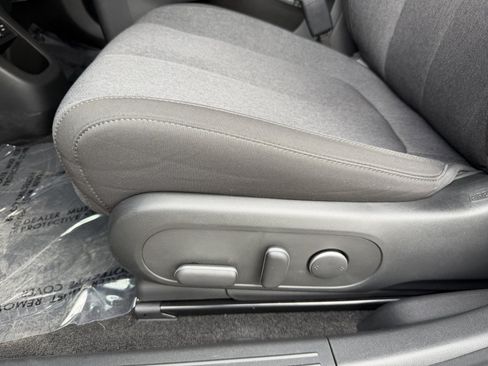 Used 2025 Hyundai Ioniq 5 SE RWD image 30