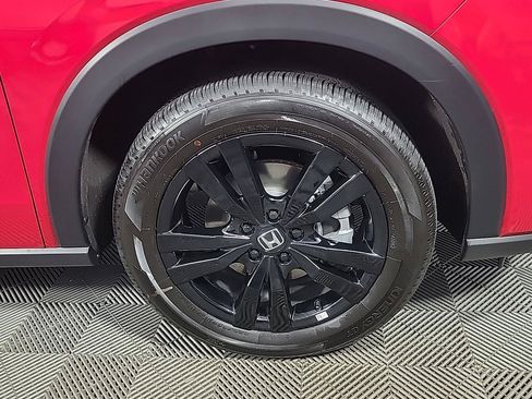 Certified 2026 Honda HR-V Sport image 3