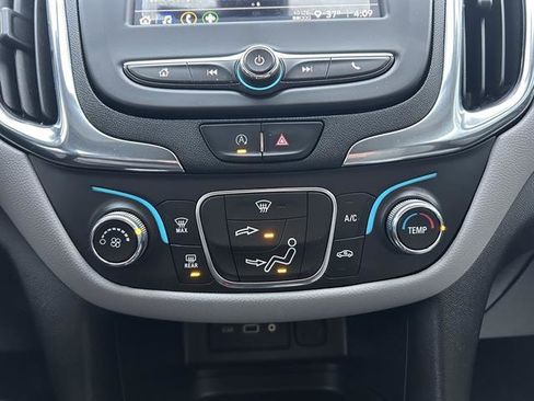 Certified 2022 Chevrolet Equinox LS w/ LS Convenience Package image 19