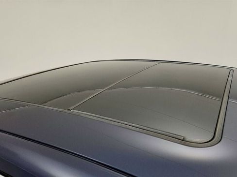 Used 2016 Chevrolet Impala LTZ w/ Enhanced Convenience Package image 10