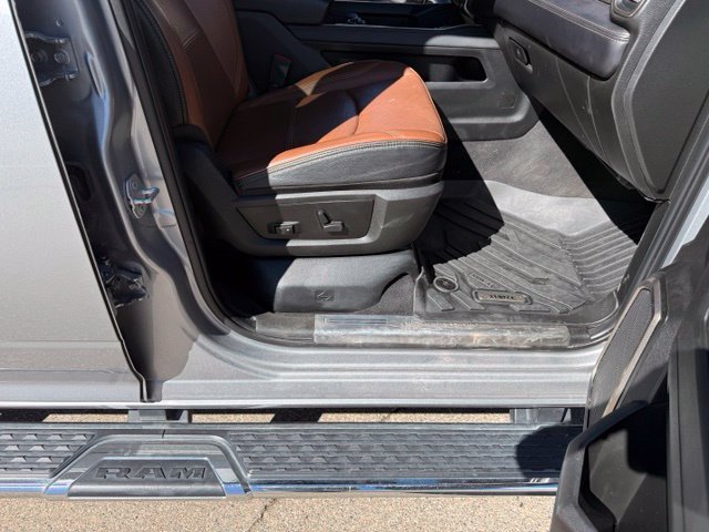 Used 2023 RAM 2500 Limited AWD/4WD image 36