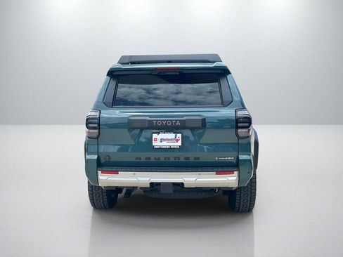 Used 2025 Toyota 4Runner Trailhunter AWD/4WD image 6