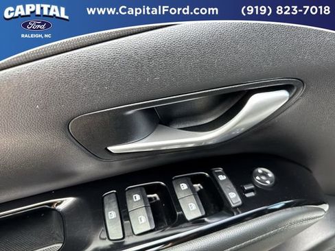Used 2024 Hyundai Santa Cruz Limited AWD/4WD image 21