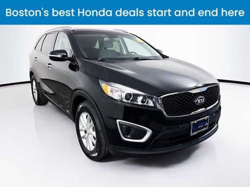 Used 2017 Kia Sorento AWD w/ LX Convenience Package image 1
