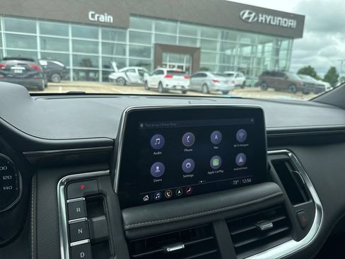 Used 2021 GMC Yukon AT4 w/ Rear Media and Nav Package AWD/4WD image 17