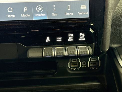 Used 2024 RAM 1500 Big Horn AWD/4WD image 25