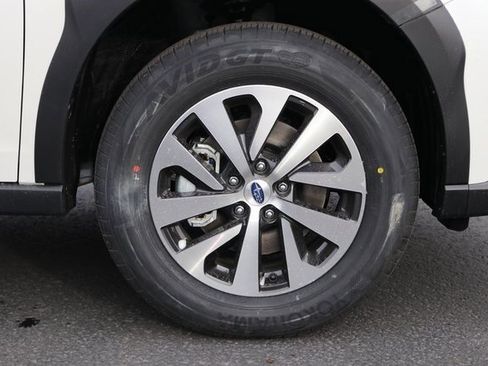 Certified 2025 Subaru Outback Premium w/ Popular Package #1A image 10