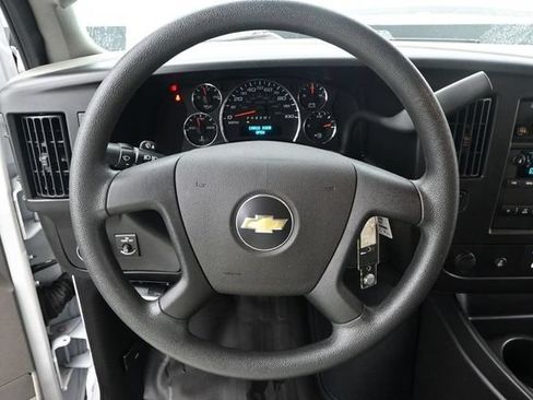 Used 2023 Chevrolet Express 2500 Extended RWD image 7