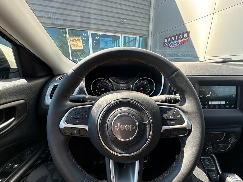 Used 2021 Jeep Compass Latitude AWD/4WD image 18