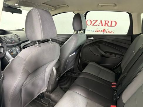 Used 2015 Ford Escape SE FWD image 14