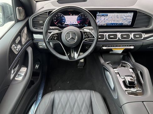 New 2026 Mercedes-Benz Maybach GLS 600 4MATIC image 13