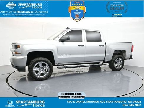 Used 2018 Chevrolet Silverado 1500 Custom w/ Custom Value Package image 1