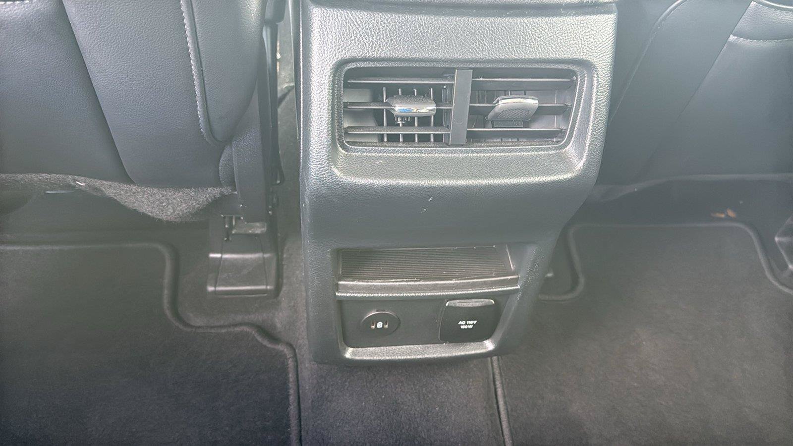 Used 2024 Ford Edge SEL w/ Convenience Package AWD/4WD image 16