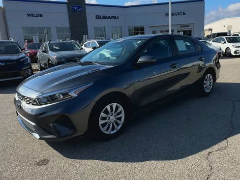 Used 2022 Kia Forte Sedan image 4