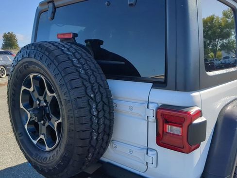 Used 2022 Jeep Wrangler Unlimited Rubicon 4xe image 23