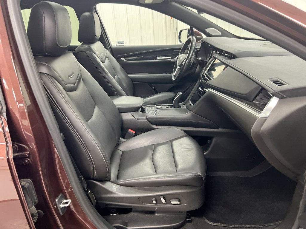 Used 2023 Cadillac XT5 Premium Luxury FWD image 23