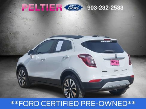 Used 2021 Buick Encore Preferred image 4