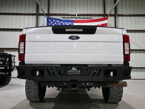 Used 2020 Ford F350 Lariat w/ Lariat Value Package AWD/4WD image 9