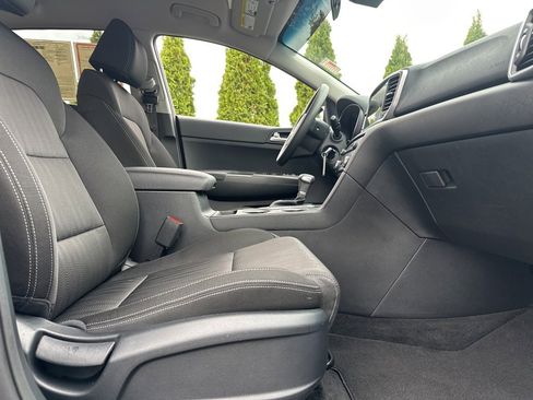 Used 2022 Kia Sportage LX image 30