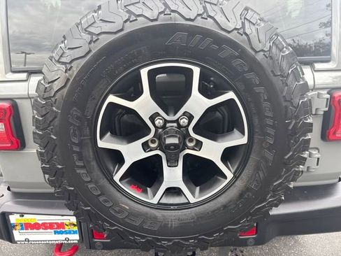 Used 2021 Jeep Wrangler Unlimited Rubicon image 46