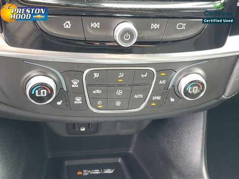 Used 2024 Chevrolet Traverse LT FWD image 27