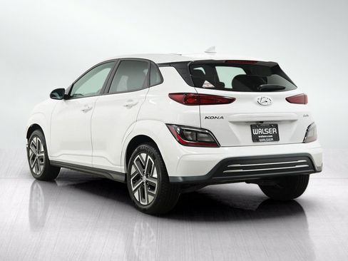 Used 2023 Hyundai Kona SEL FWD image 3