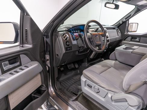 Used 2014 Ford F150 XLT w/ Equipment Group 302A Luxury AWD/4WD image 11