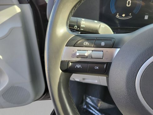 Used 2024 Hyundai Kona SEL FWD image 9