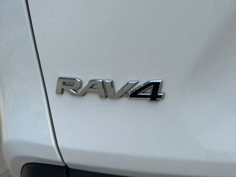 Certified 2025 Toyota RAV4 XLE FWD image 12