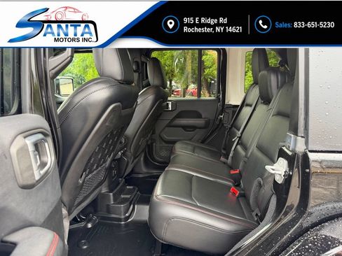 Used 2019 Jeep Wrangler Unlimited Rubicon w/ Cold Weather Group AWD/4WD image 13