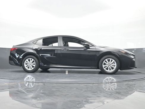 Used 2025 Toyota Camry LE image 56