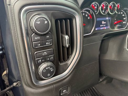 Used 2019 Chevrolet Silverado 1500 LT w/ All-Star Edition image 17