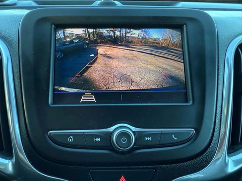 Used 2020 Chevrolet Equinox LT AWD/4WD image 22