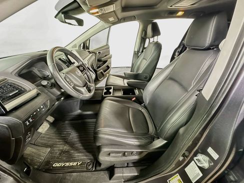 Used 2022 Honda Odyssey Touring image 18
