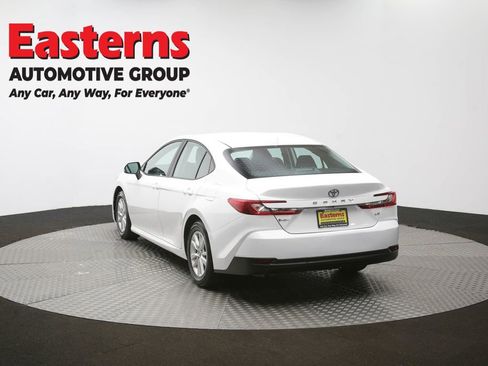 Used 2025 Toyota Camry LE FWD image 36