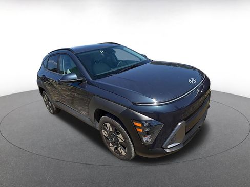 Used 2024 Hyundai Kona SEL image 5